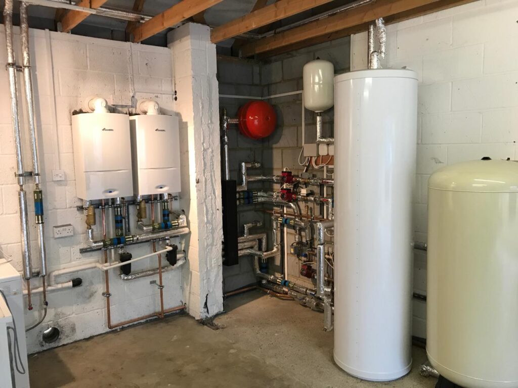 replacement-boilers-with-un-vented-cylinder-and-accumulator